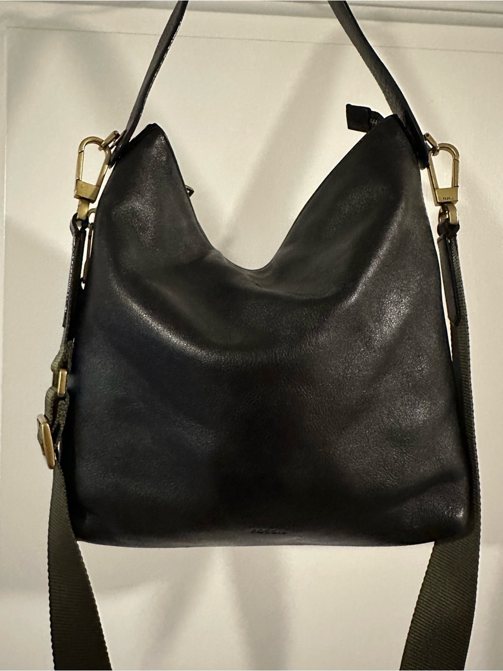 Fossil Black Leather Shoulder Bag with Gold Hardware